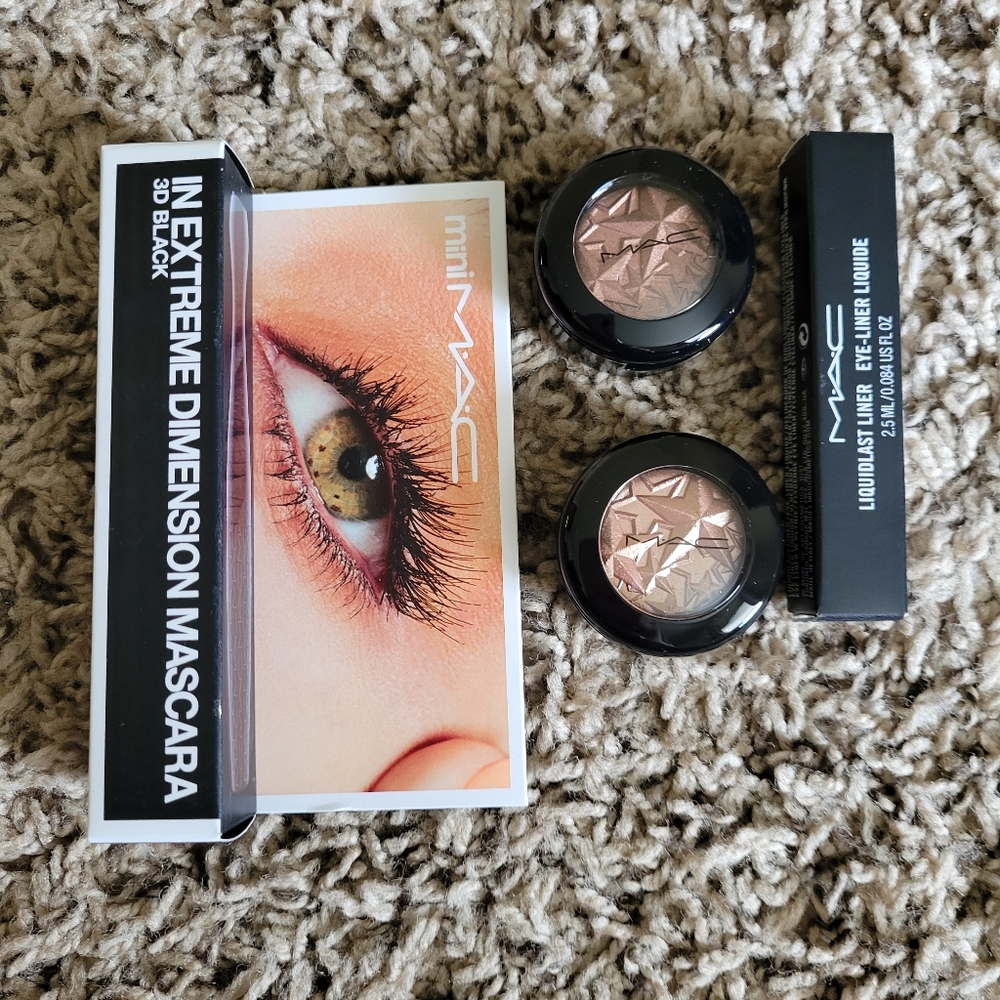 M.A.C. cosmetics bundle
